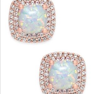 Women’s Opal earrings